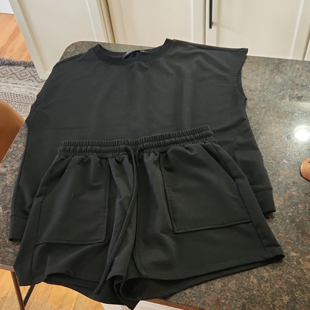 Women's Black Lounge Set - Casual Sleeveless Top & Shorts